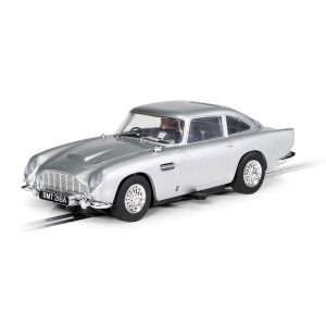 Aston Martin DB5 Goldfinger James Bond clásico Scalextric 1:32